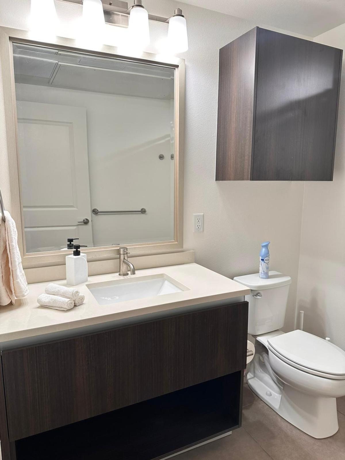 Cozy One Bedroom & Loft Sunset Free Off Site Parking And Wifi ลอสแอนเจลิส ภายนอก รูปภาพ